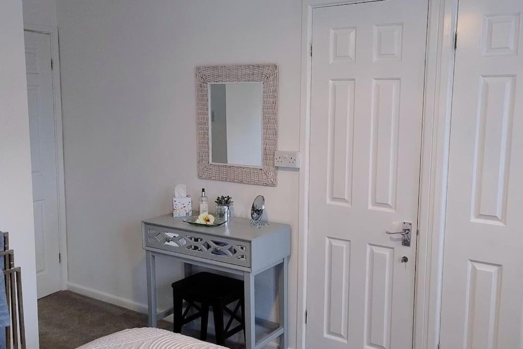 Ludlow Mews Town House With Free Parking 외부 사진